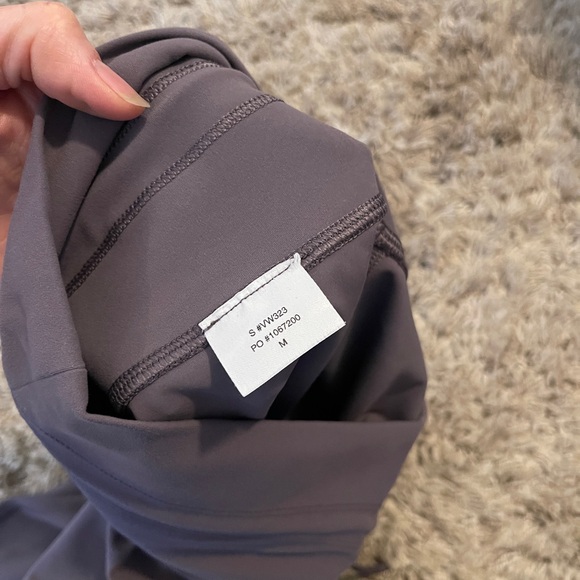 Vuori Daily Leggings Sawyer - Picture 8 of 8